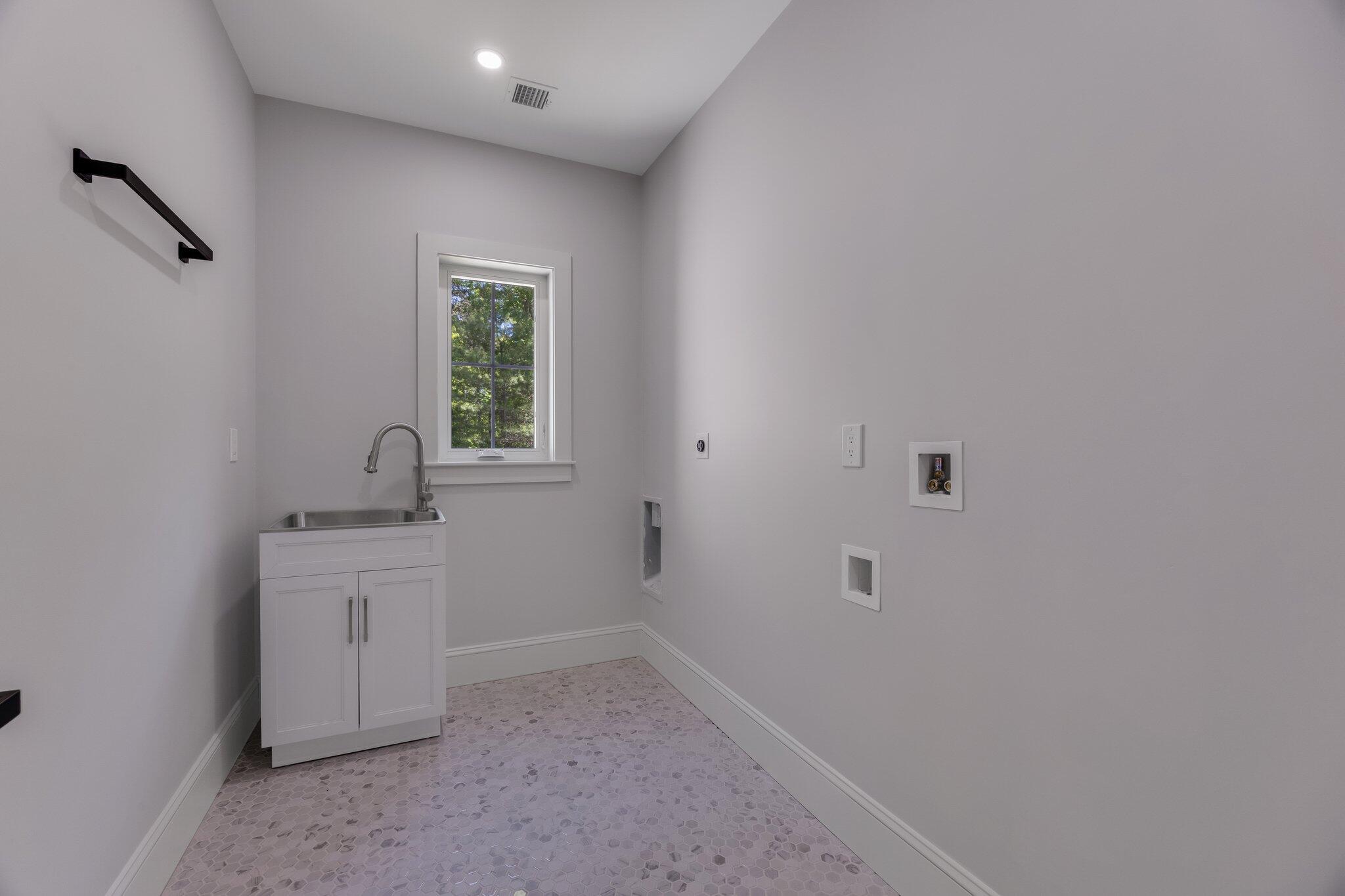 84 Hooppole Road Mashpee MA 02649