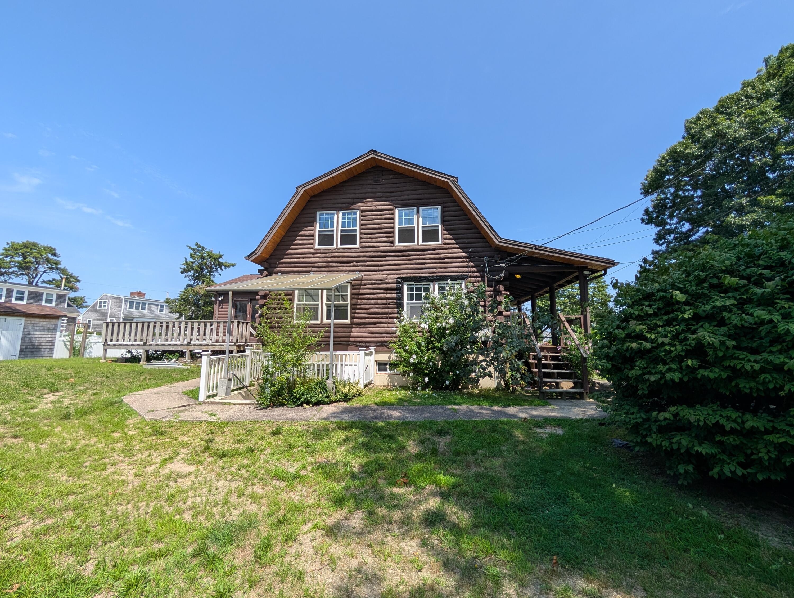 40 Daisy Hill Road Hyannis MA 02601