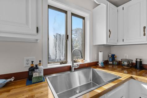 5 Houser Way North Truro MA 02652