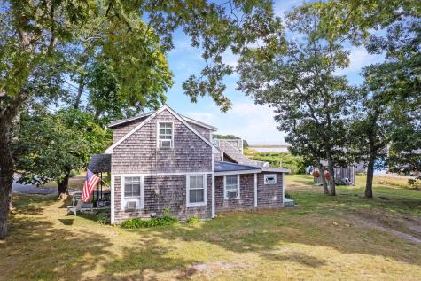 50 Canonicus Avenue Oak Bluffs MA 02557