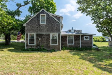 50 Canonicus Avenue Oak Bluffs MA 02557