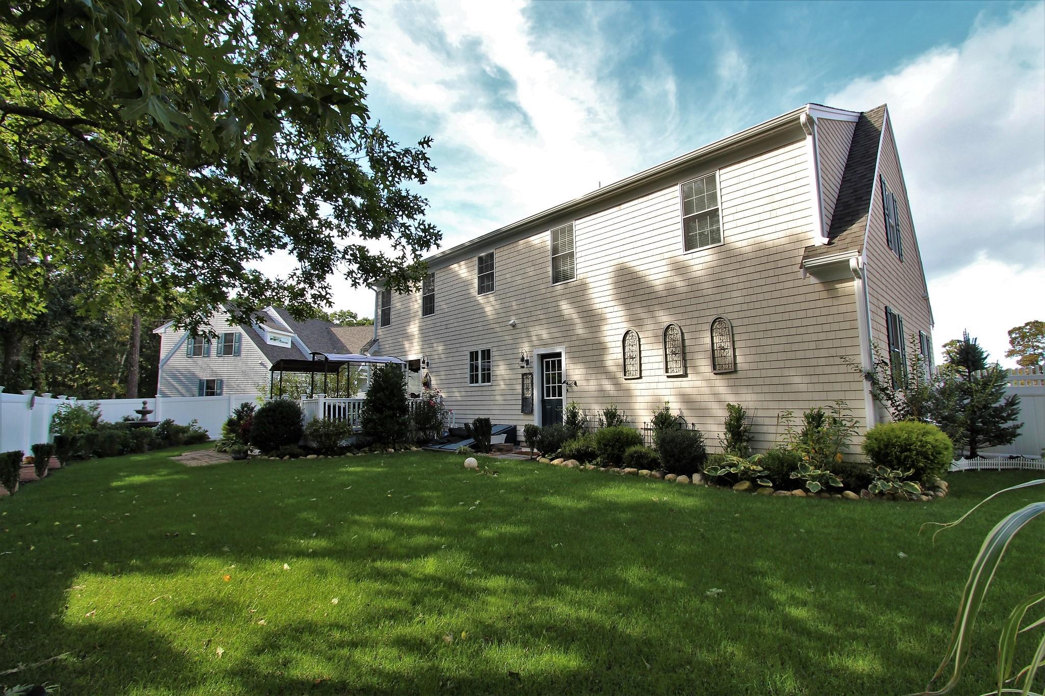 174 Settlers Lane Hyannis MA 02601