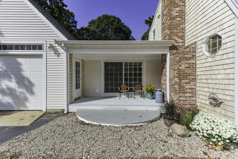 40 Squirrel Run Eastham MA 02642