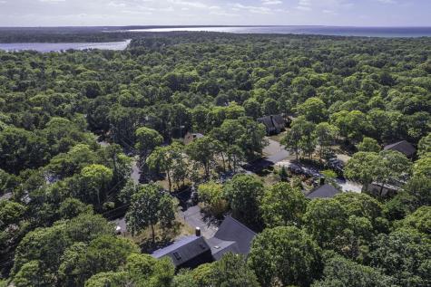 40 Squirrel Run Eastham MA 02642