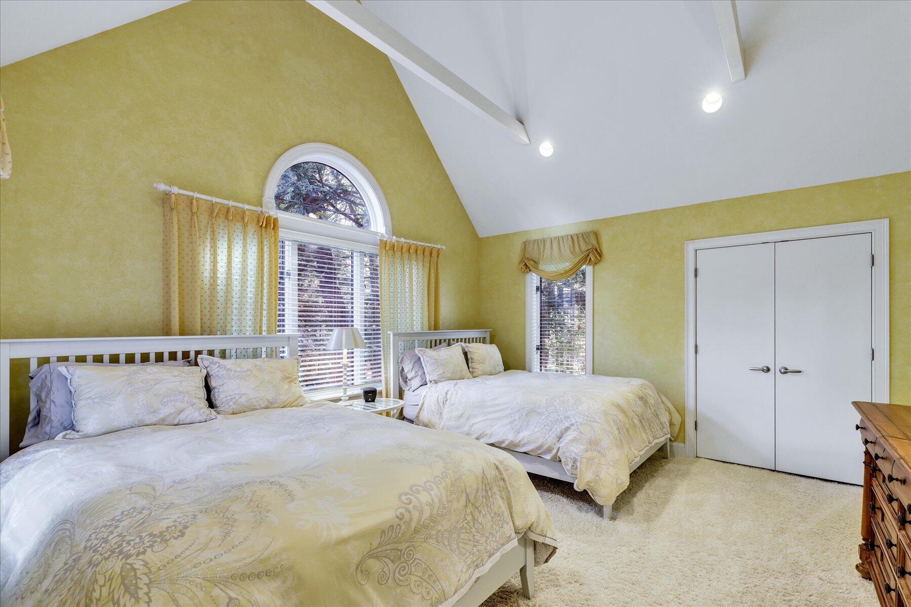 100 The Paddock Circle Mashpee MA 02649