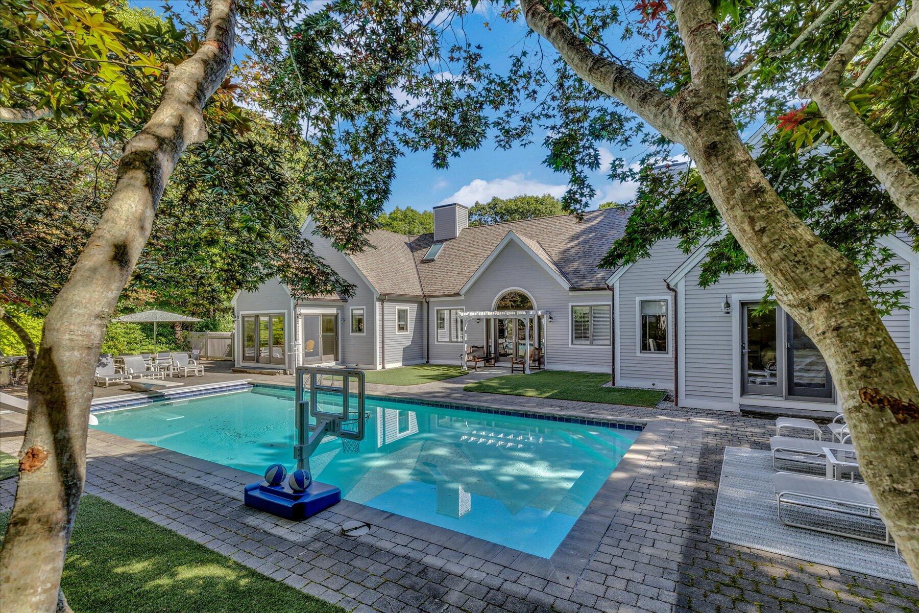 100 The Paddock Circle Mashpee MA 02649