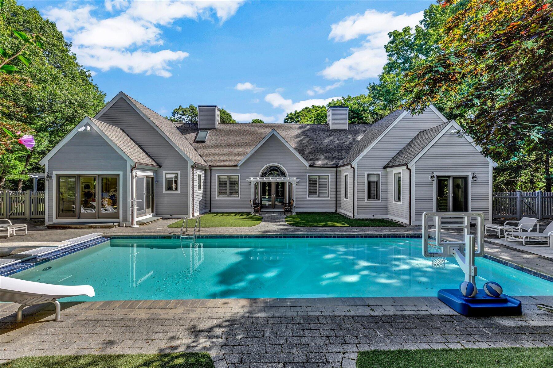 100 The Paddock Circle Mashpee MA 02649