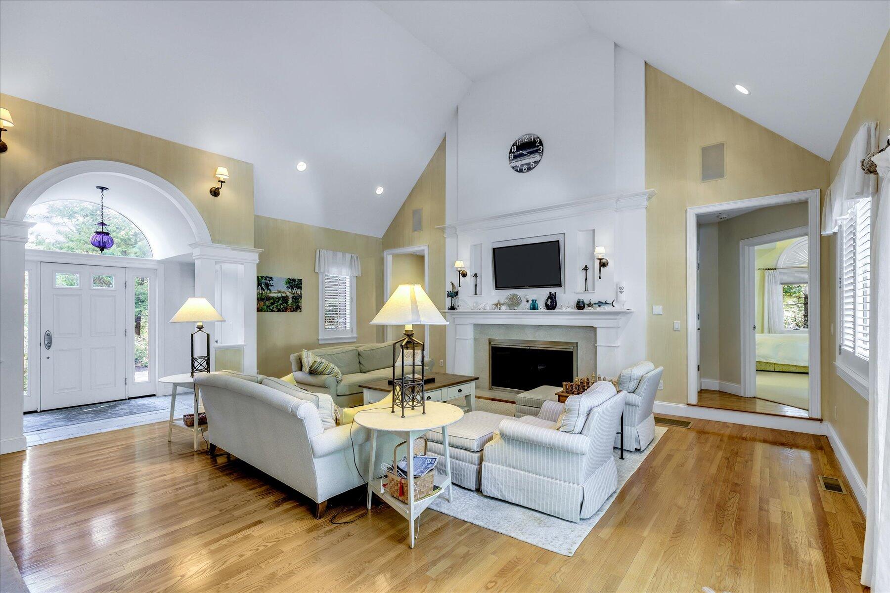 100 The Paddock Circle Mashpee MA 02649