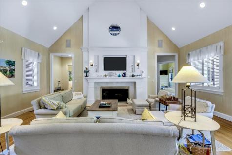 100 The Paddock Circle Mashpee MA 02649