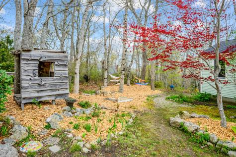 16 Old Toll Road Barnstable MA 02668
