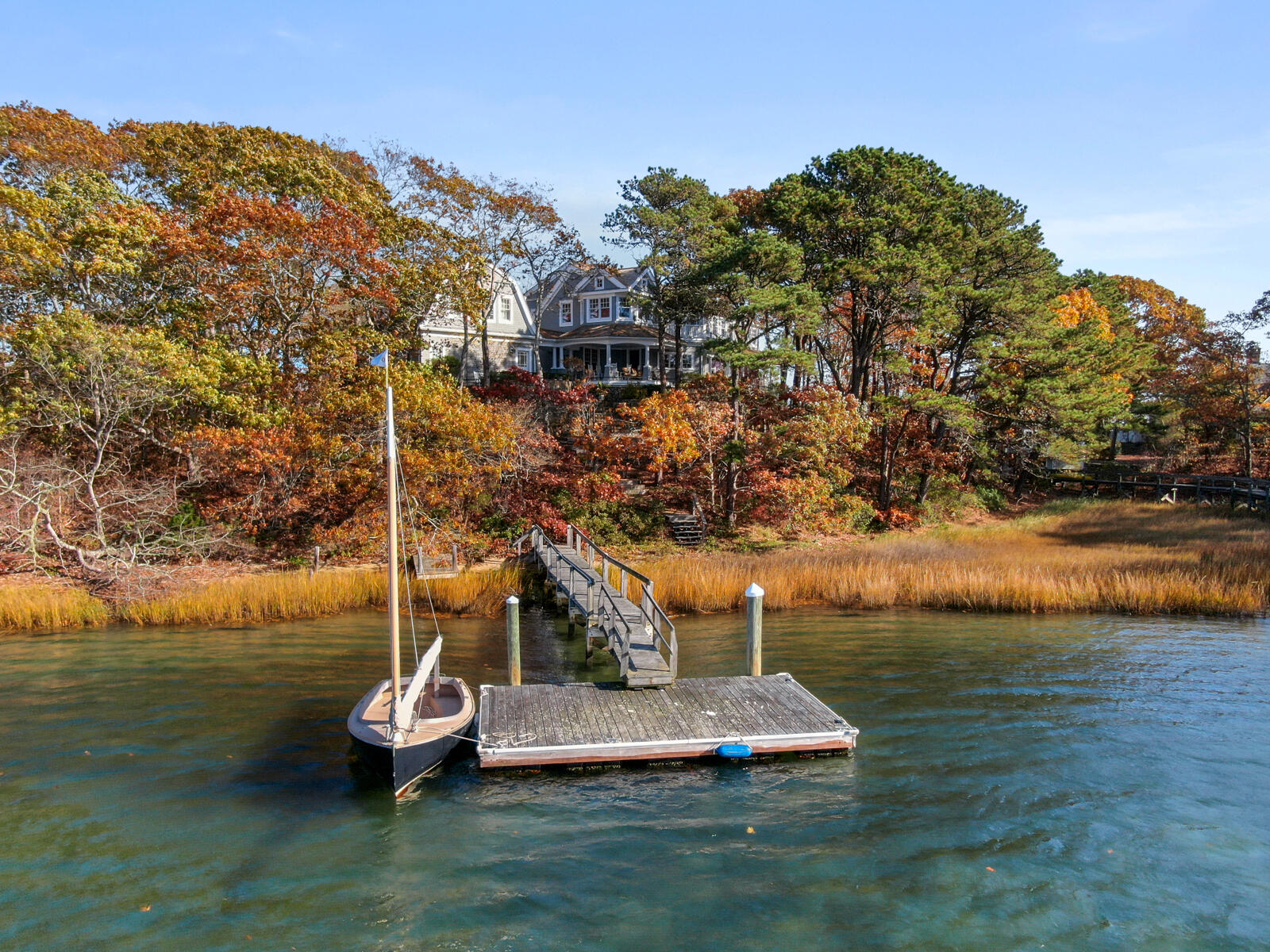 202 Daniels Island Road Mashpee MA 02649