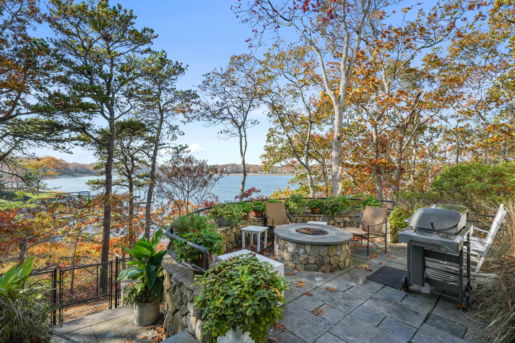 202 Daniels Island Road Mashpee MA 02649