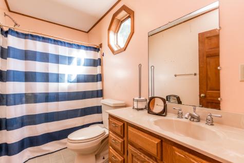 31 Quashnet Road Mashpee MA 02649