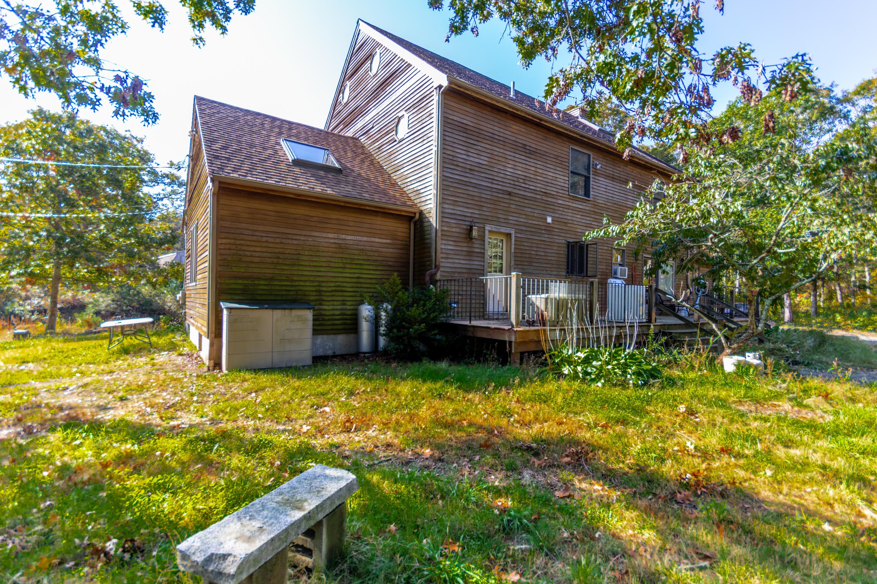 31 Quashnet Road Mashpee MA 02649