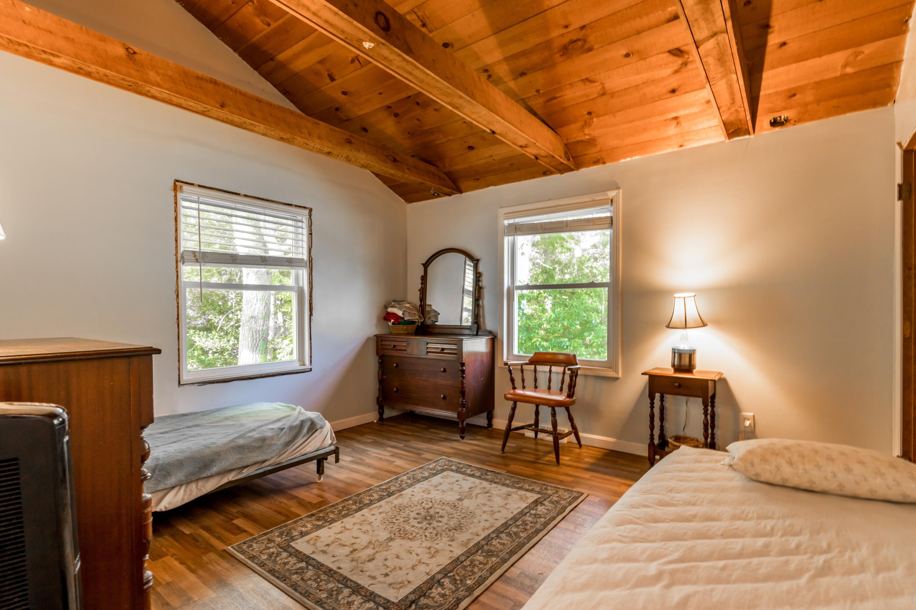 31 Quashnet Road Mashpee MA 02649