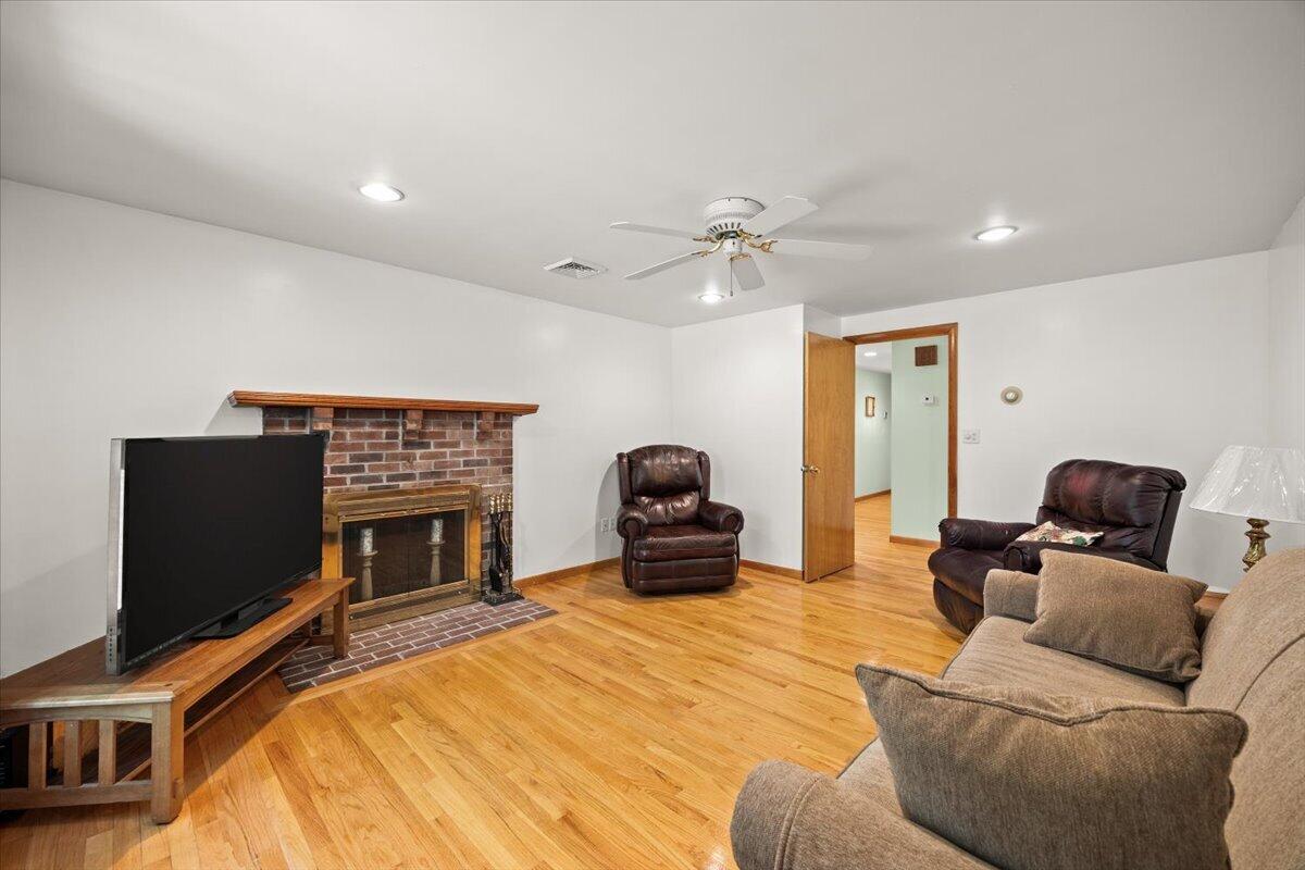 8 Sherry Lane Bourne MA 02553