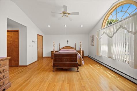 8 Sherry Lane Bourne MA 02553