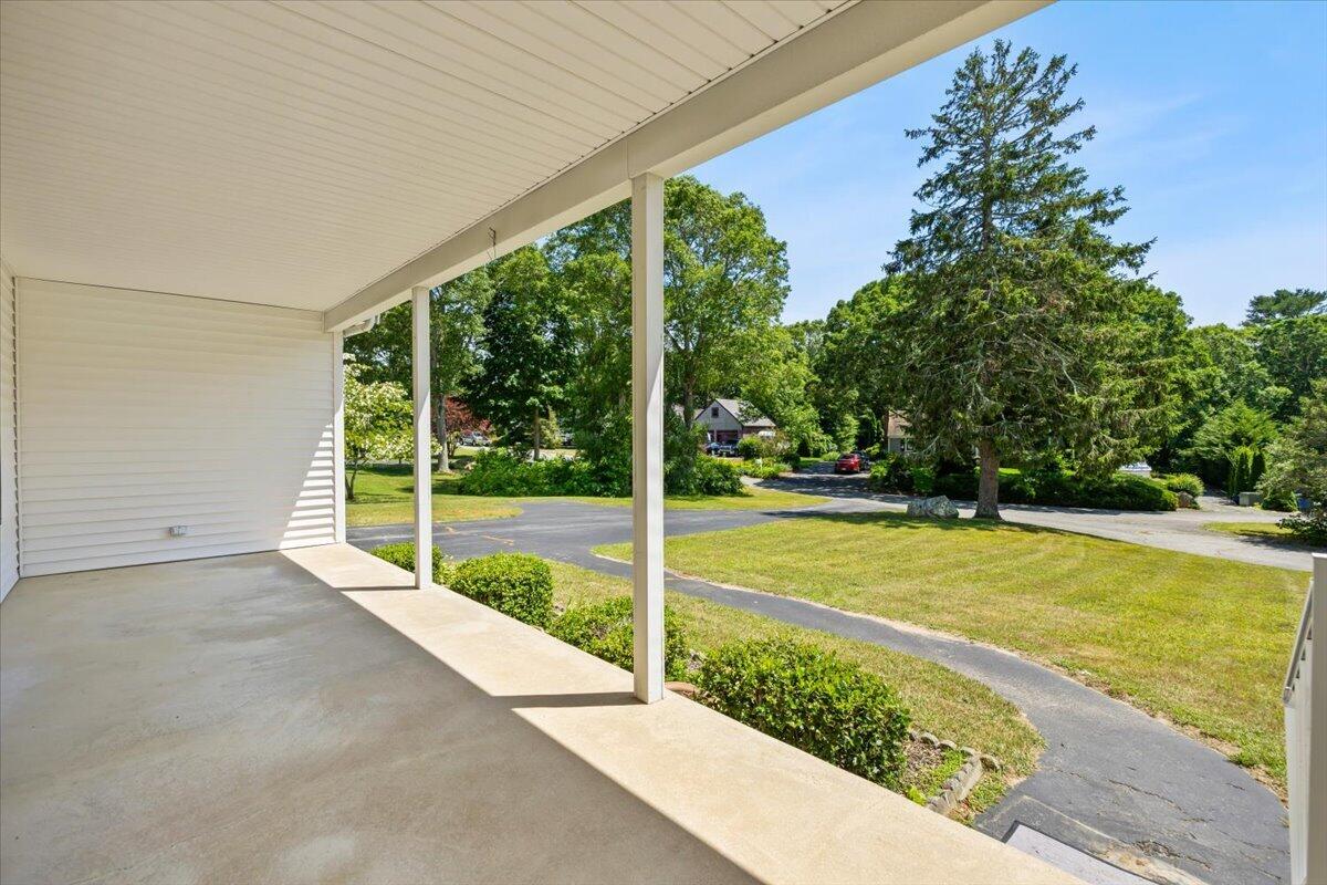 8 Sherry Lane Bourne MA 02553