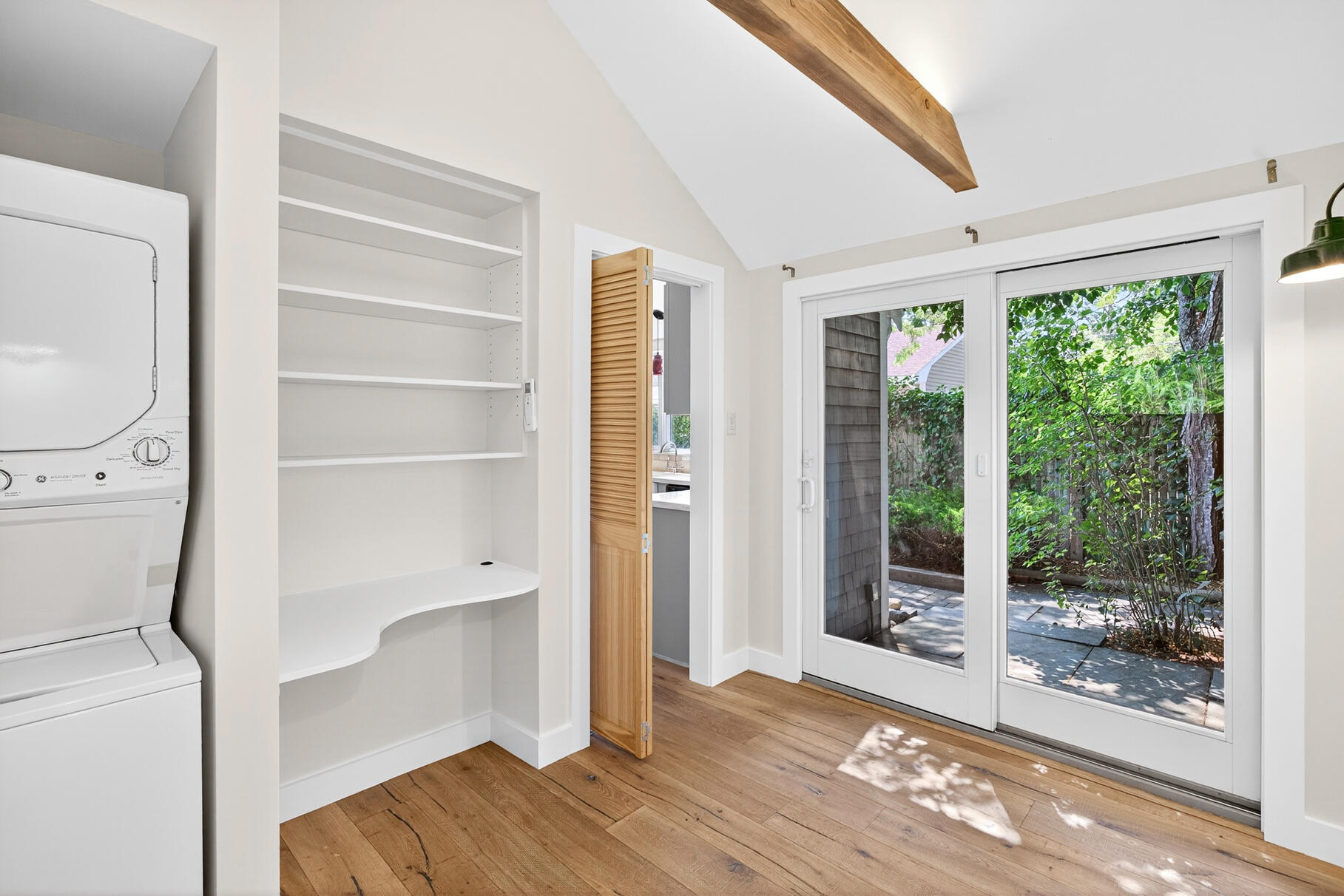 290A Bradford Street Provincetown MA 02657