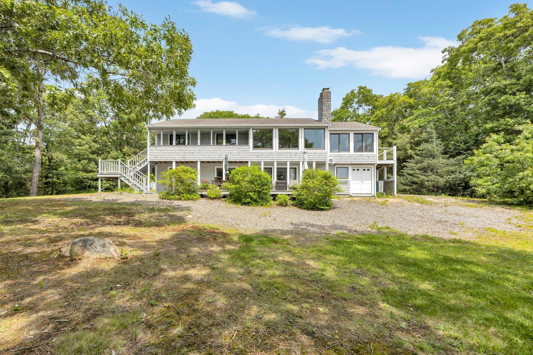 233 Scraggy Neck Road Cataumet MA 02534