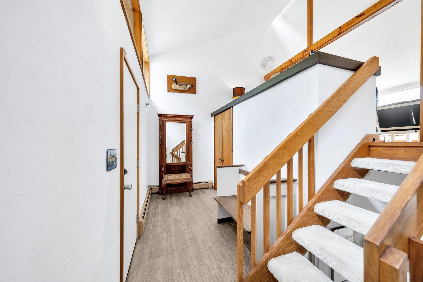 233 Scraggy Neck Road Cataumet MA 02534