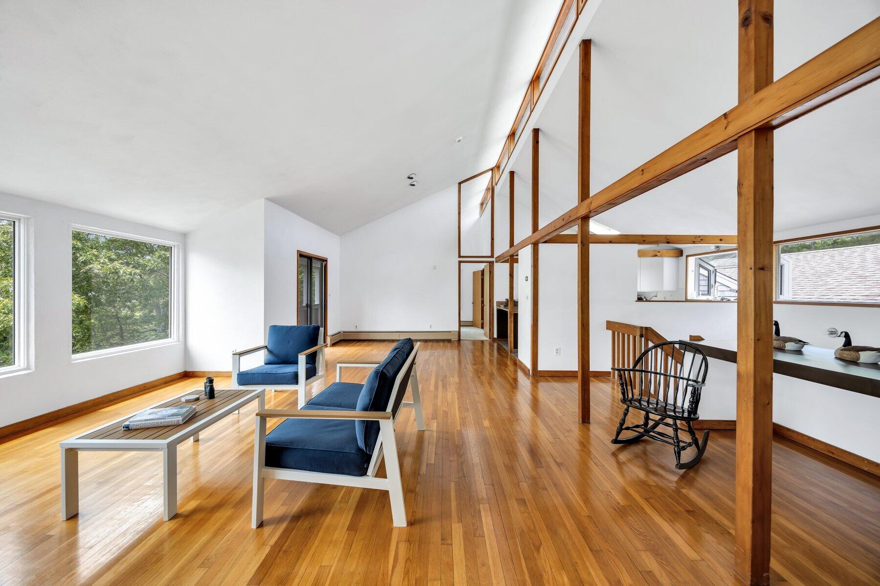 233 Scraggy Neck Road Cataumet MA 02534