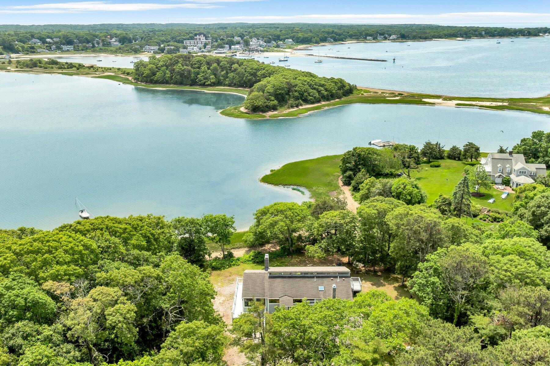 233 Scraggy Neck Road Cataumet MA 02534