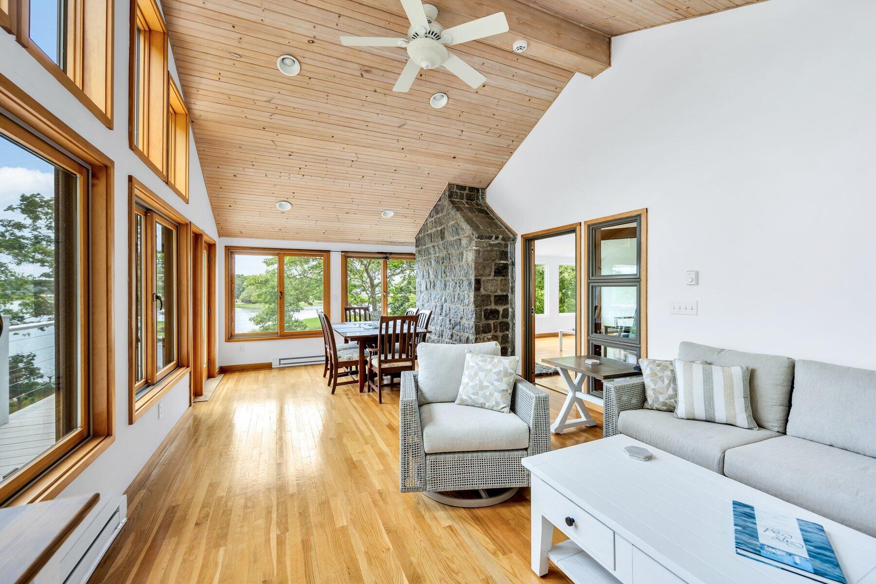 233 Scraggy Neck Road Cataumet MA 02534
