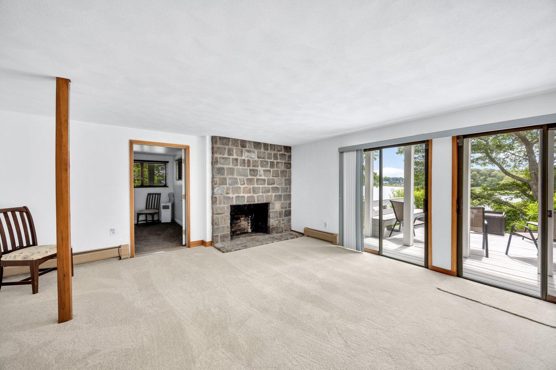 233 Scraggy Neck Road Cataumet MA 02534