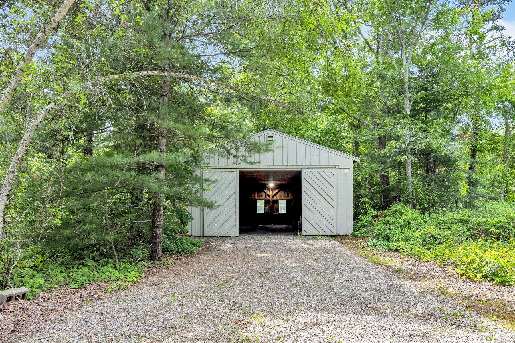 233 Scraggy Neck Road Cataumet MA 02534