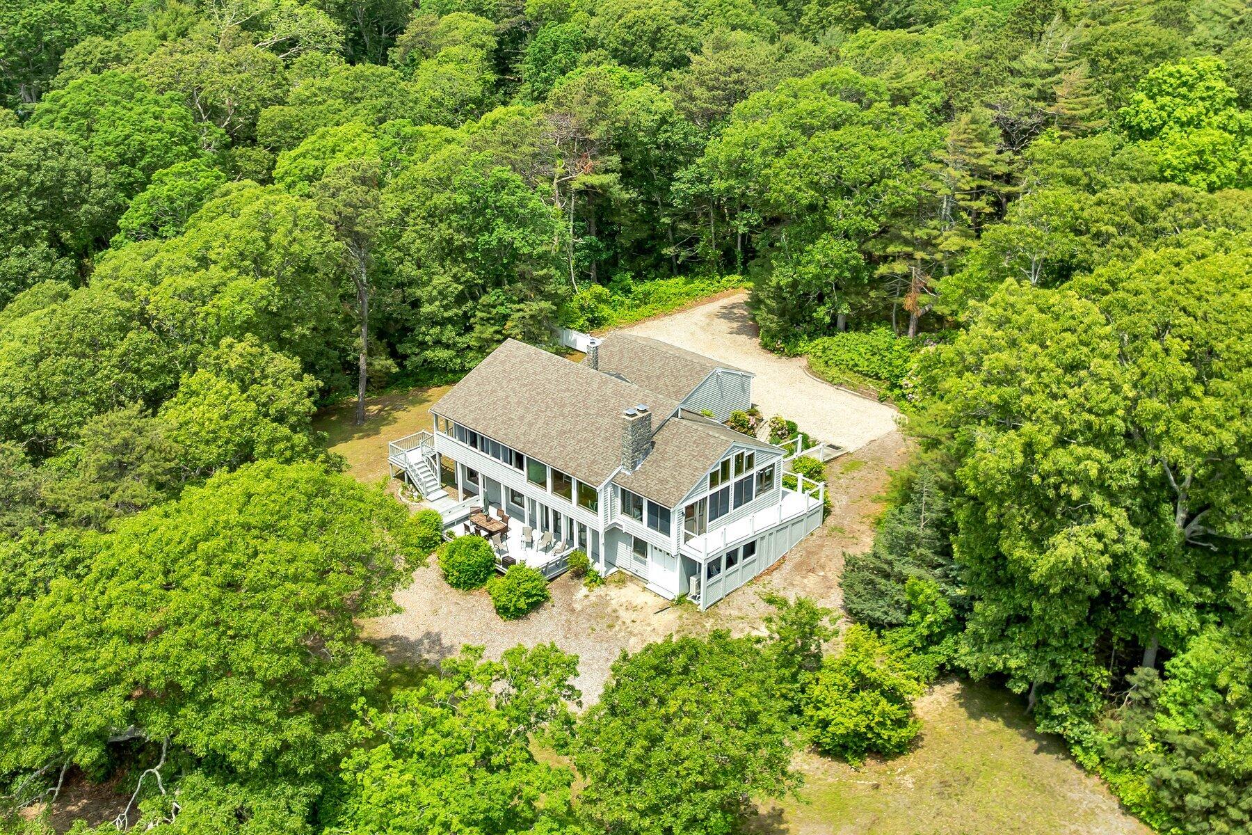 233 Scraggy Neck Road Cataumet MA 02534