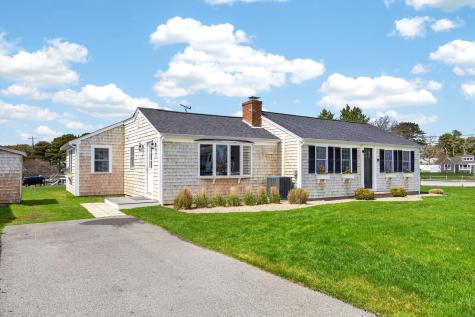 3 Wendy Way Dennis MA 02670