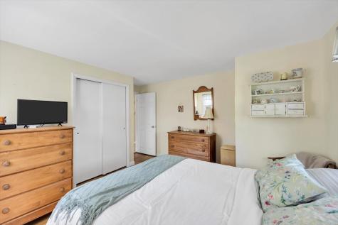 27 Sandpiper Circle Falmouth MA 02536