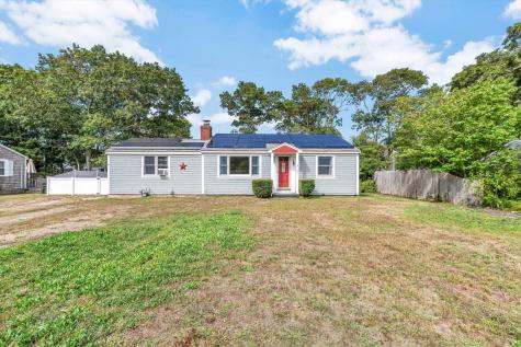 26 Howes Road Yarmouth MA 02664