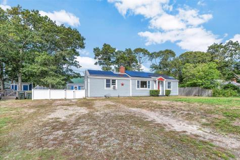 26 Howes Road Yarmouth MA 02664