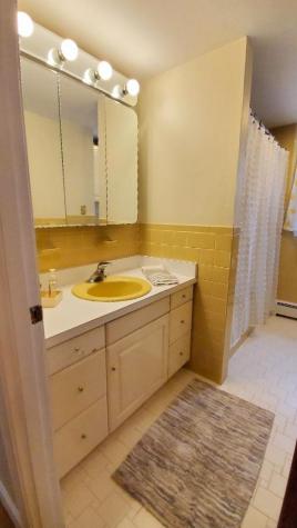 7 Captain Blount Road Yarmouth MA 02664