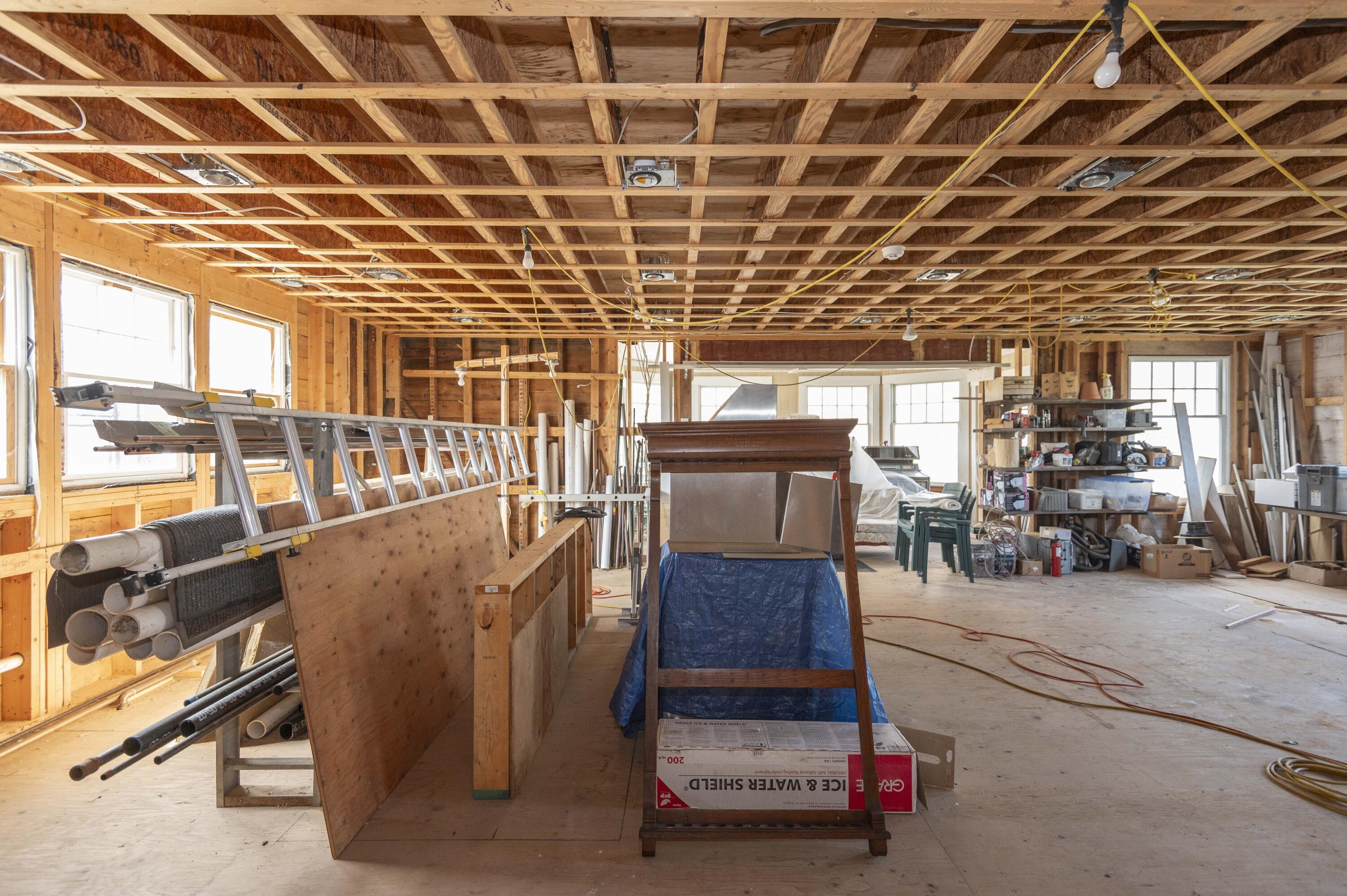 9 Hedge Lane Falmouth MA 02540