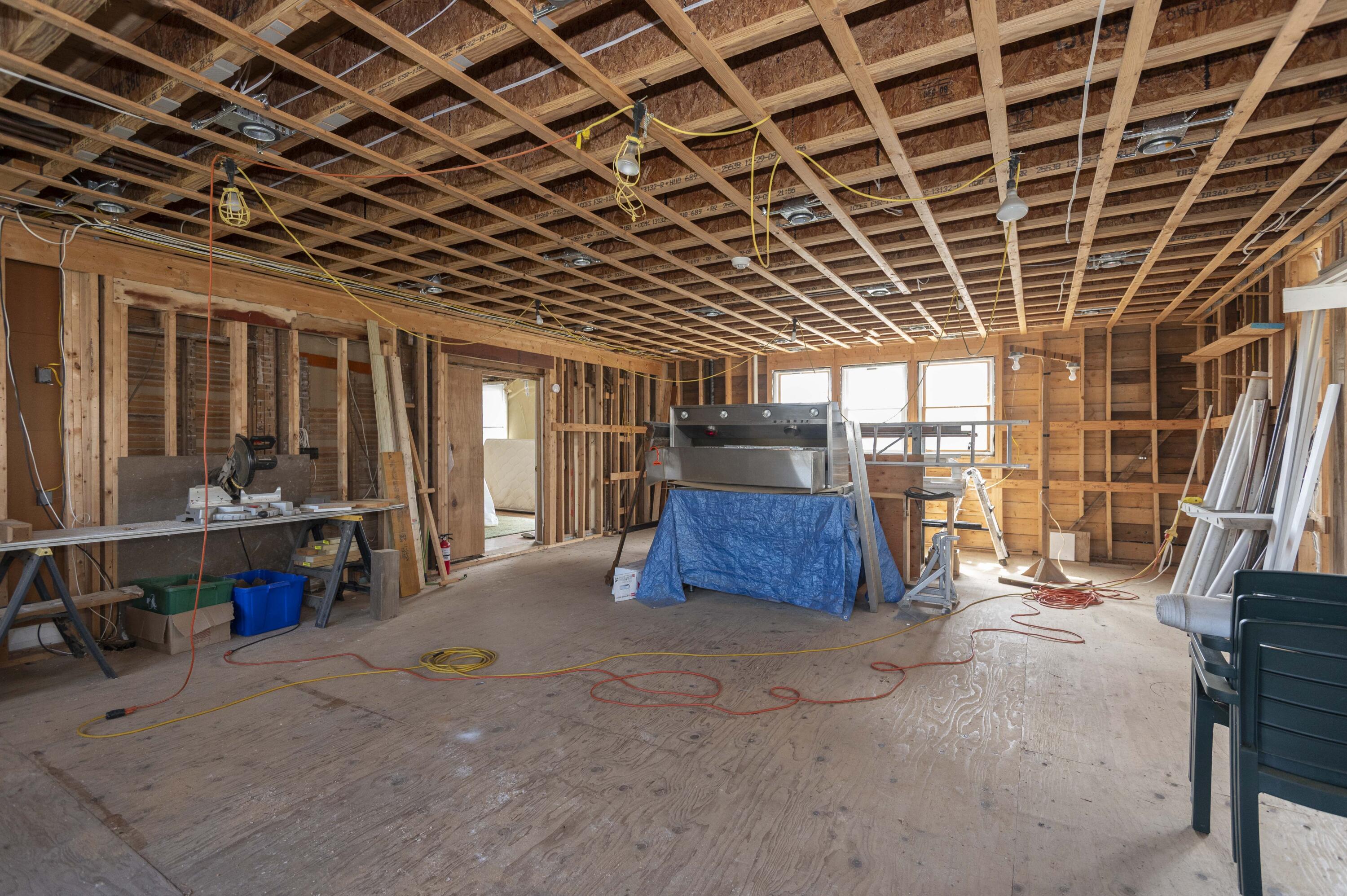 9 Hedge Lane Falmouth MA 02540