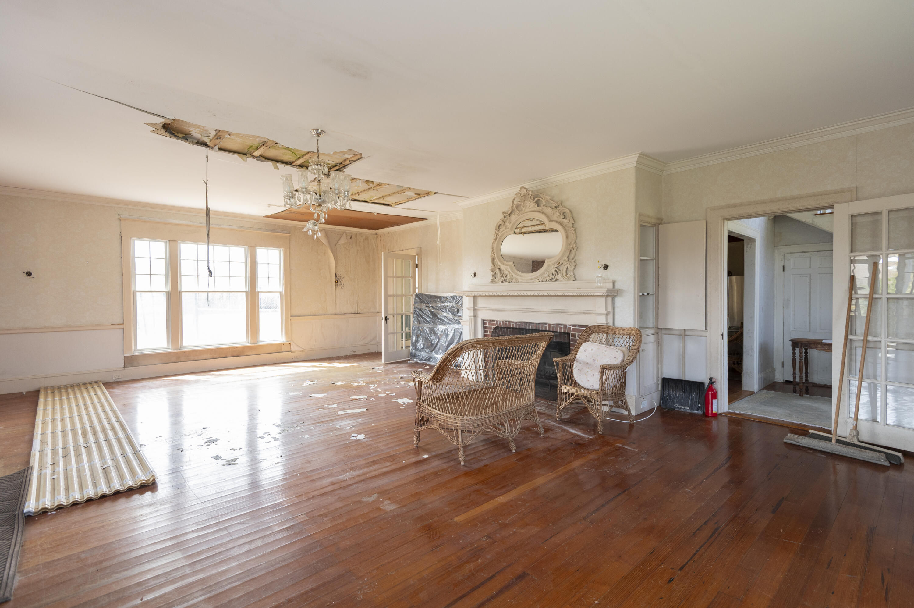 9 Hedge Lane Falmouth MA 02540