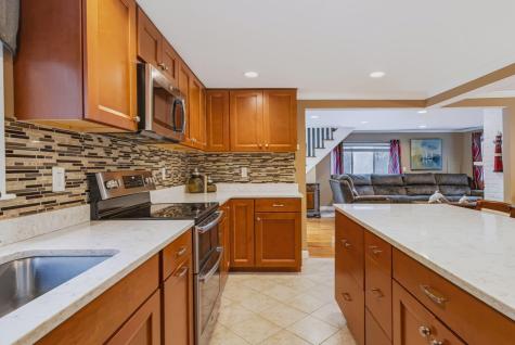 3 Jupiter Lane South Yarmouth MA 02664