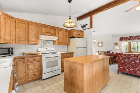 64 Rainbow Road Yarmouth MA 02673