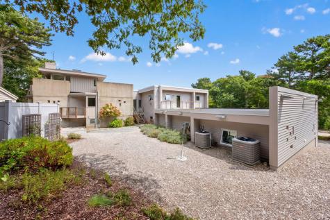 6 Huckleberry Lane Truro MA 02666