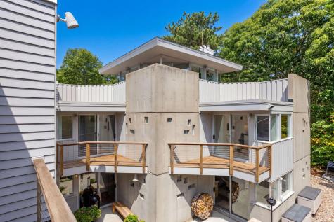 6 Huckleberry Lane Truro MA 02666