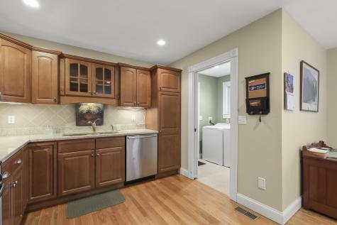 31 Hillside Avenue Falmouth MA 02556
