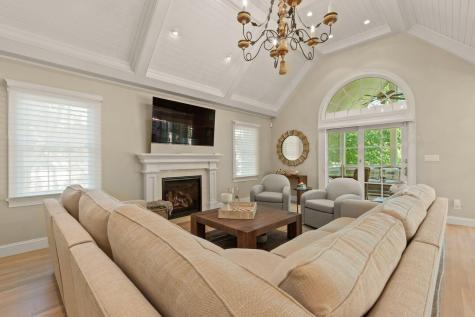 54 Greensward Circle Mashpee MA 02649