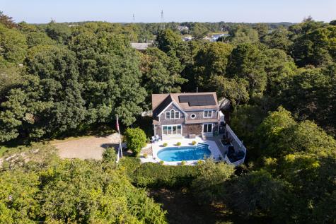 20 Lords Pond Road Chatham MA 02633