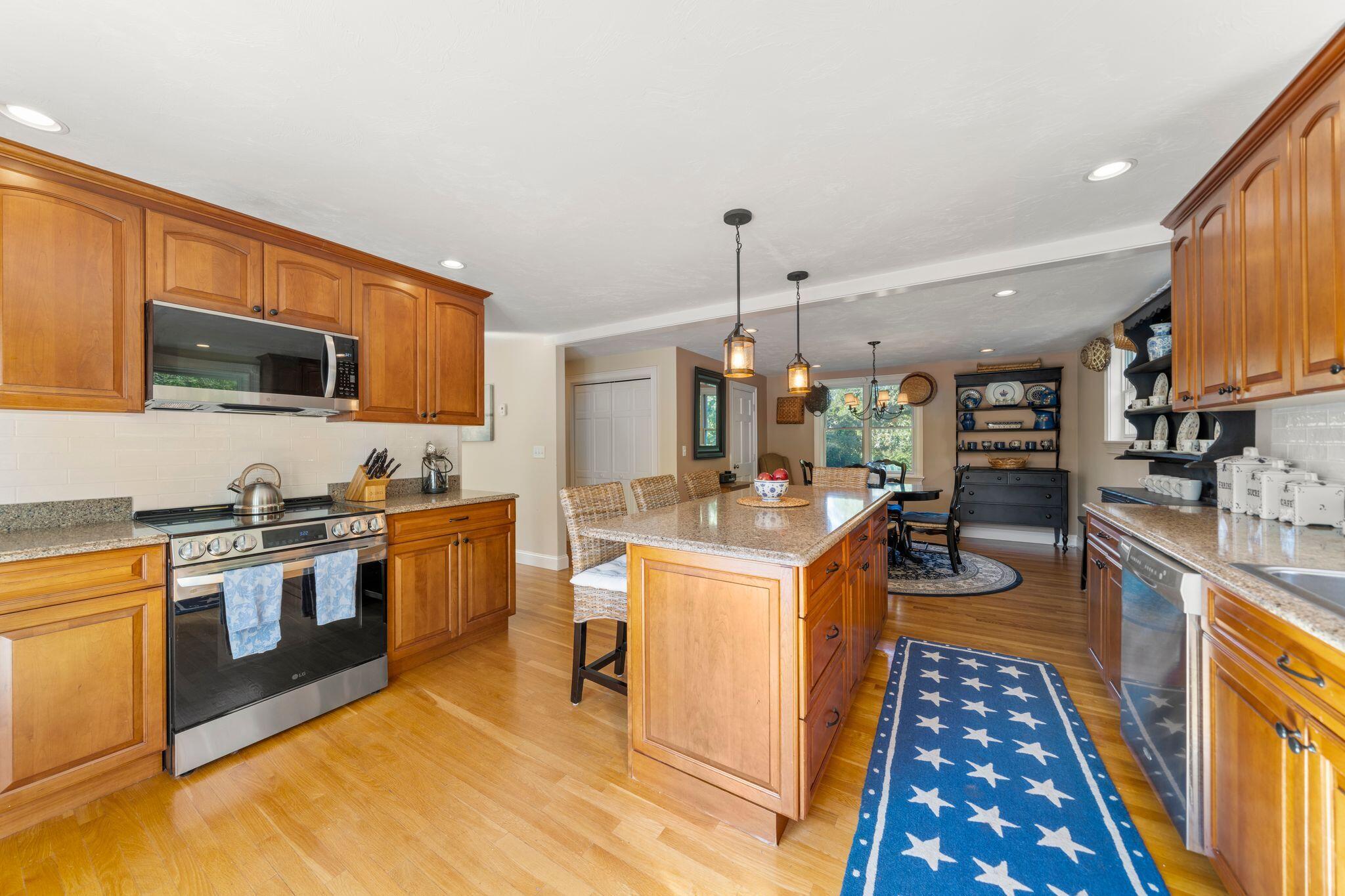 20 Lords Pond Road Chatham MA 02633