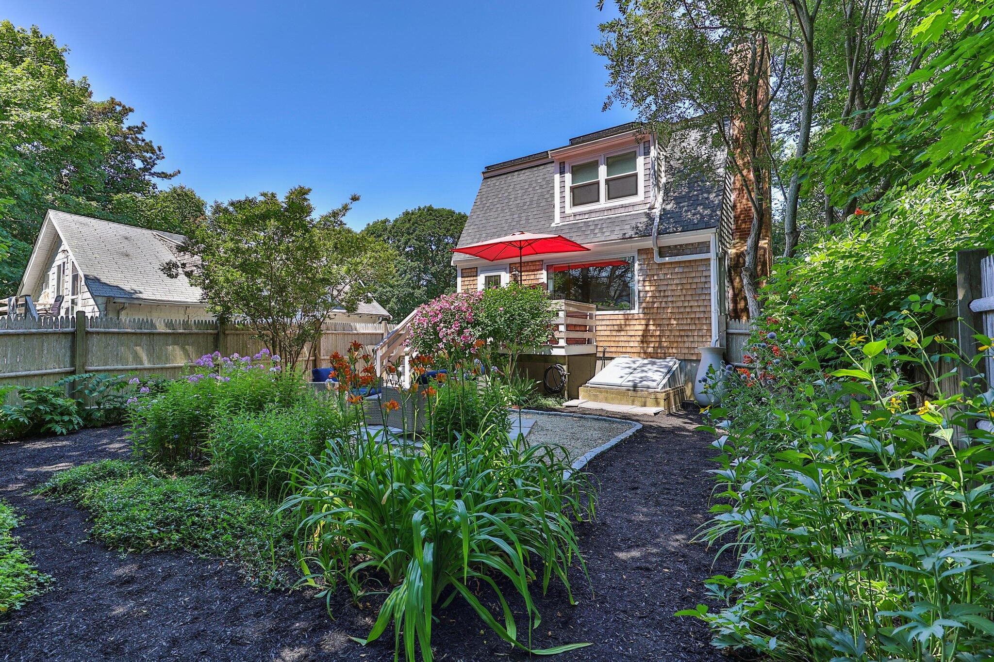 343 Bradford Street Provincetown MA 02657