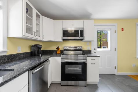 343 Bradford Street Provincetown MA 02657