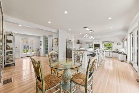 88 Bridge Street Osterville MA 02655